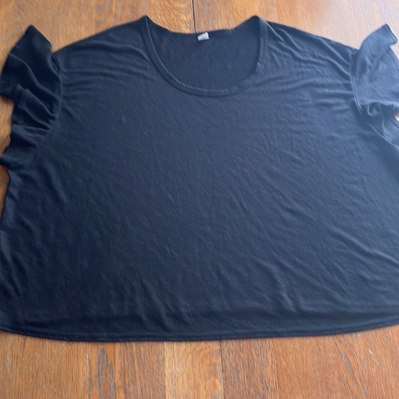 Old Navy size 3X black flutter sleeves deep scoop neck lightweight linen blend - Picture 8 of 14